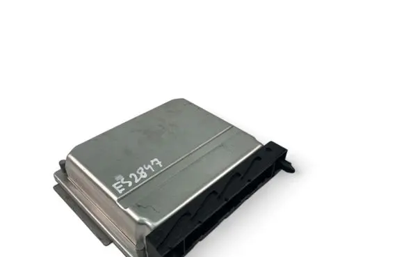 Volvo XC70 Engine control unit/module ECU 08675760A 0261207712