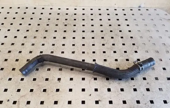 Lexus CT 200H Engine coolant pipe/hose