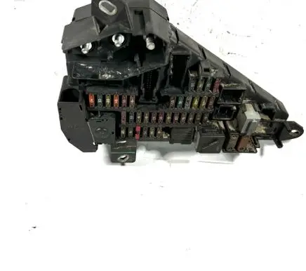 BMW 5 E60 E61 Fuse module 6906588 6906603