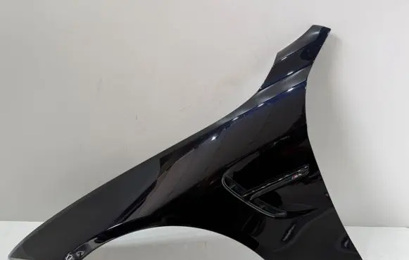 BMW M4 F82 F83 Fender 