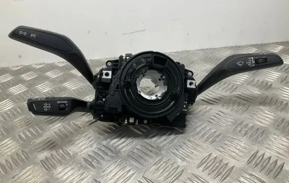 Audi Q2 - Wiper turn signal indicator stalk/switch 82A953521C 5Q1953549 82A953502C