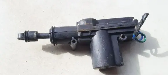 Nissan Micra Central locking motor 