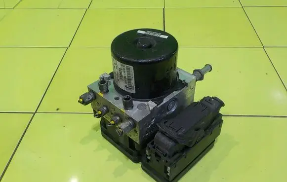 Honda Insight ABS Pump 57110TM8G010M1
