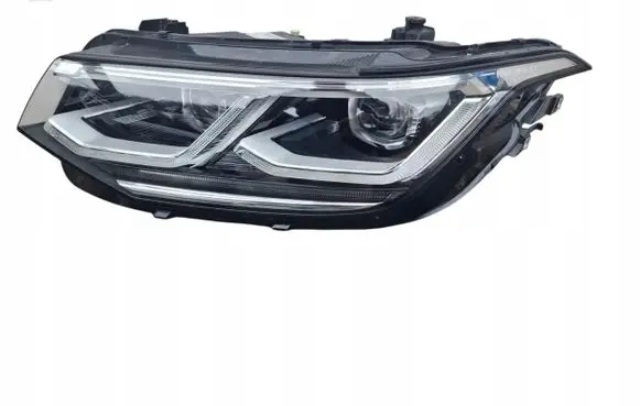 Volkswagen Tiguan Headlights/headlamps set 5NB941081C