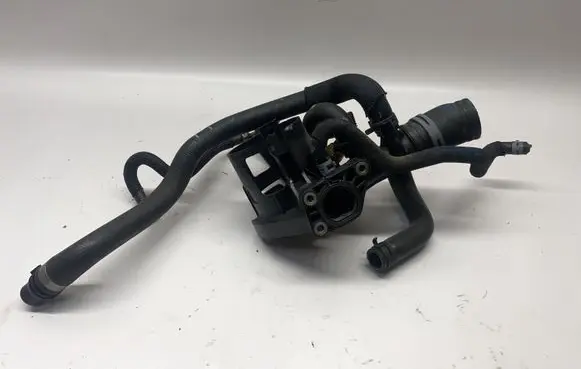 Mercedes-Benz CLS C218 X218 Fuel filter bracket/mount holder A6512001556 A2058303104