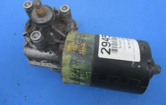 Citroen Berlingo Front wiper linkage and motor