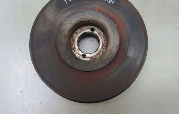 Peugeot 406 Crankshaft pulley