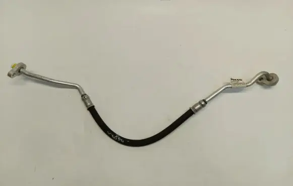 Volvo V60 Air conditioning (A/C) pipe/hose 32226282