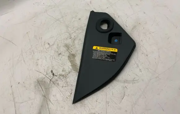 Hyundai Tucson JM Dashboard side end trim 847652E000