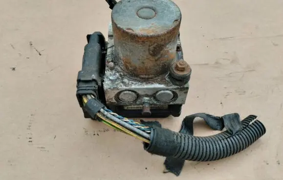 Peugeot 607 ABS Pump 9658484880 0265950326