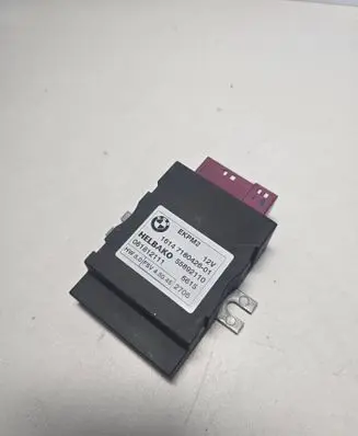 BMW 1 E82 E88 Fuel injection pump control unit/module 16147180426