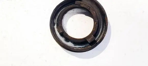 Volvo V40 Front coil spring rubber mount AV615599DD