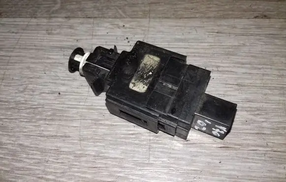 Volvo V70 Brake pedal sensor switch 8622064
