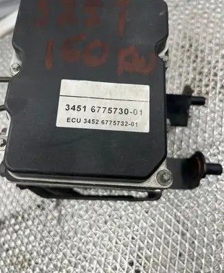 BMW 5 E60 E61 ABS Pump 6775732 6775730