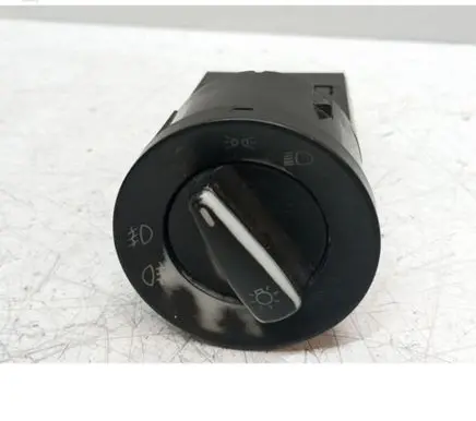 Volkswagen Golf IV Light switch 1C0941531A 04052031
