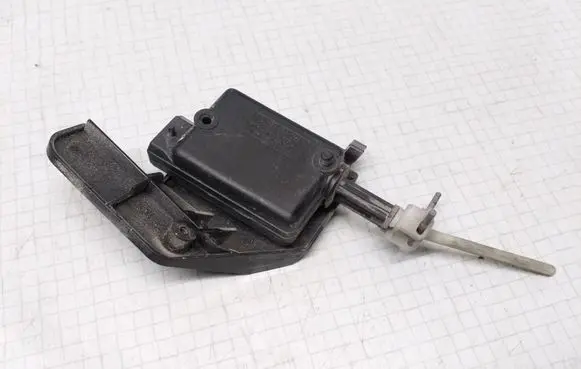 Renault Megane I Central locking motor 7700838340