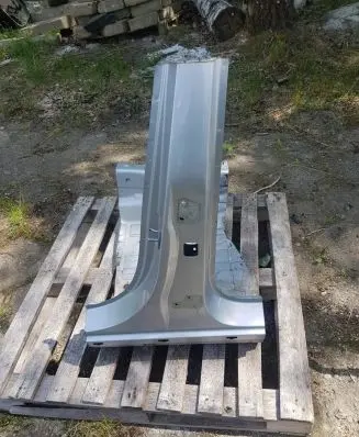 Mercedes-Benz E W213 Pillar (middle) 