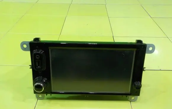 Renault Clio IV Radio/CD/DVD/GPS head unit 281153868R