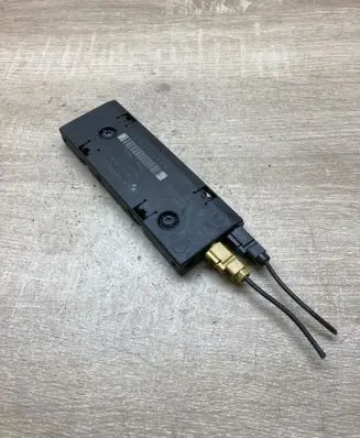 BMW 1 E81 E87 Aerial antenna amplifier 6958900 10819610