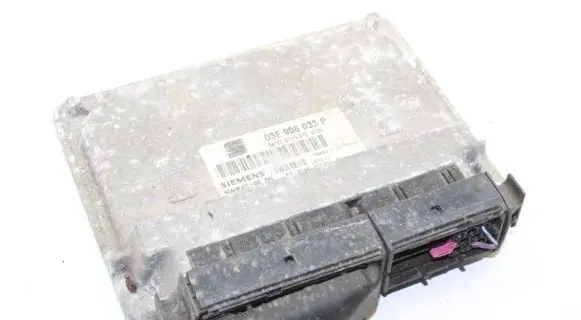 Volkswagen Polo Engine control unit/module 03E906033P
