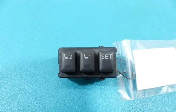 Infiniti G37 Seat control switch IMPRK878498