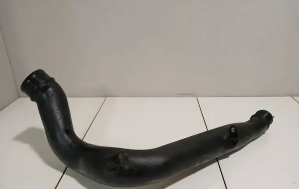 Volvo XC90 Intercooler hose/pipe 30647918 7831