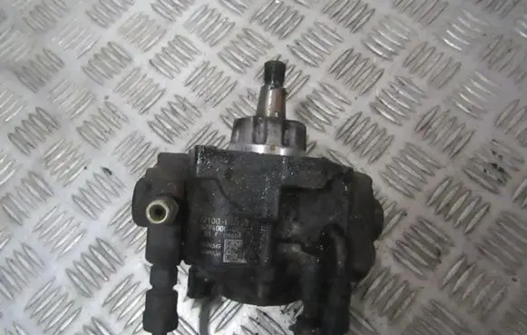 Toyota Avensis T220 Fuel injection high pressure pump 221000G010 22100-0G010