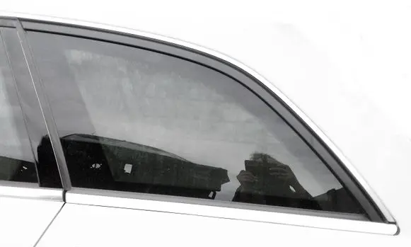 Mercedes-Benz C W204 Rear side window
