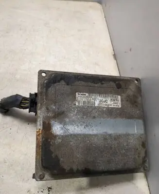 Ford Fiesta Engine control unit/module 6S6112A650FC S120977315