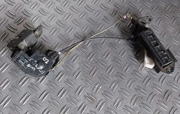 Toyota Corolla E120 E130 Tailgate/trunk/boot lock/catch/latch