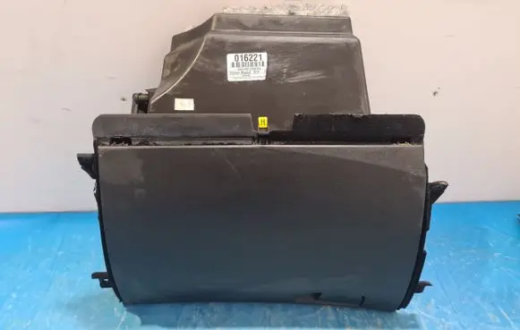 Renault Megane III Front door storage pocket/box 685000238R