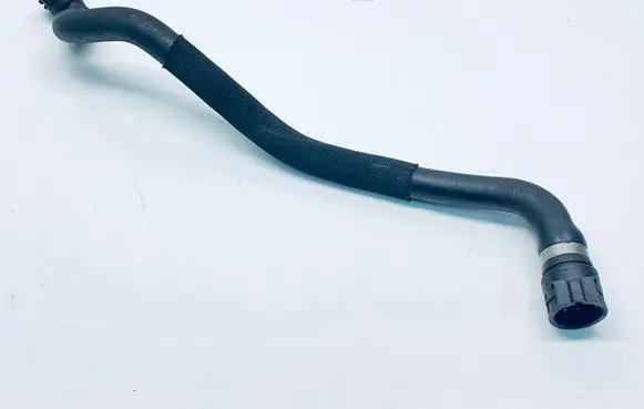 BMW X3 E83 Engine coolant pipe/hose 64213400410 3400410