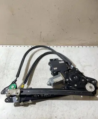 Volkswagen Sharan Rear door window regulator with motor 7M3839402