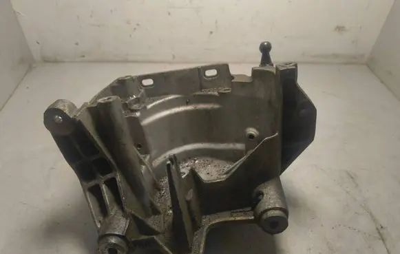 Ford Galaxy Fuel filter bracket/mount holder 9804498180 05H0613