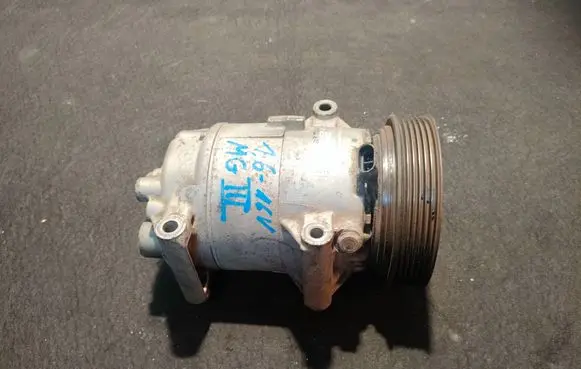 Renault Megane III Air conditioning (A/C) compressor (pump) 7711368685 1312895506