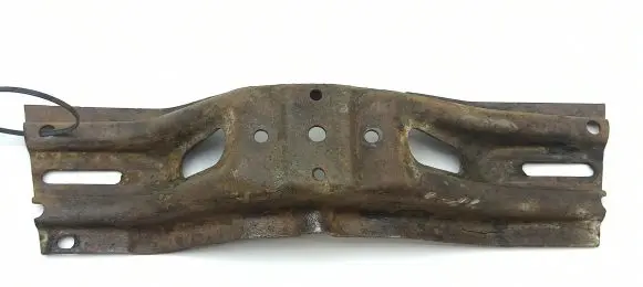 Mercedes-Benz COMPAKT W115 Gearbox mounting bracket