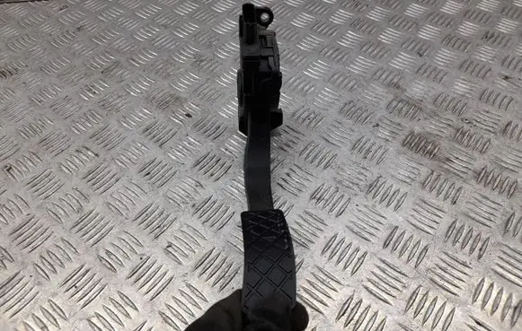 Audi A7 S7 4G Accelerator throttle pedal 4H1723523