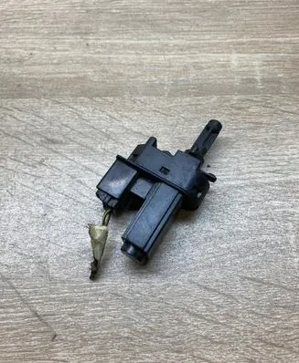 Brake pedal sensor switch