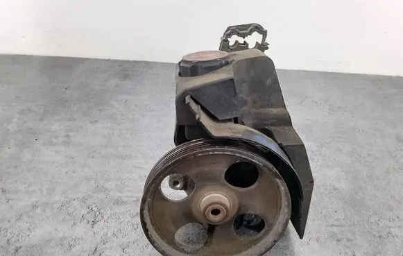 Power steering pump