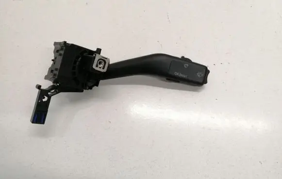 Skoda Octavia Mk2 (1Z) Wiper control stalk 1K0953519C
