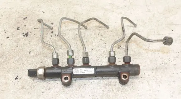 Ford C-MAX II Fuel main line pipe 9685297580 9670076780