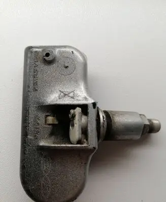 Hyundai i30 Tire pressure sensor 
