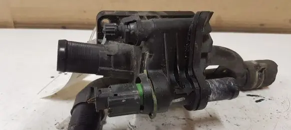Ford Focus Thermostat 9670253780 042652