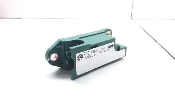 Volkswagen New Beetle Airbag deployment crash/impact sensor 1J0909606L 39980207