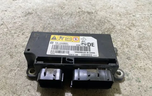 Buick Encore I Airbag control unit/module 13586631 DE8794 SDM1018R