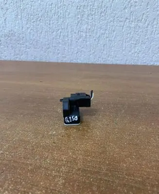 Mercedes-Benz E A207 Airbag deployment crash/impact sensor A0055421218 G250