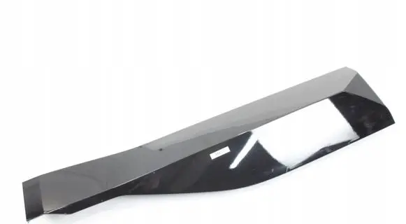 Rear door trim (molding)