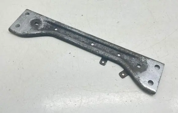 Volkswagen Touran III Muffler mount bracket/holder 5Q0804421B