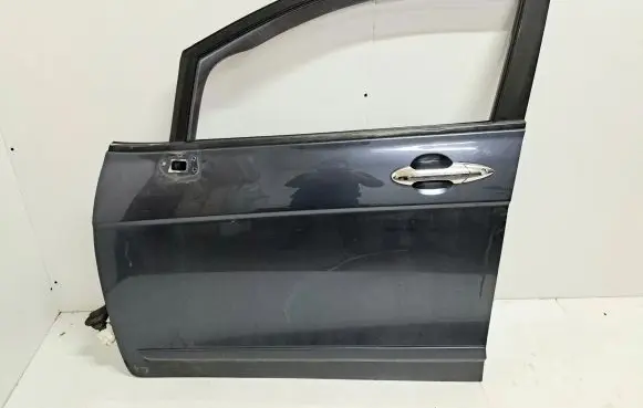 Honda FR-V Front door