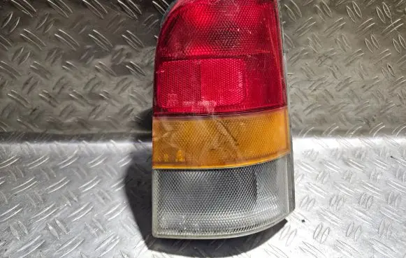 Nissan Sunny Rear/tail lights 22024555